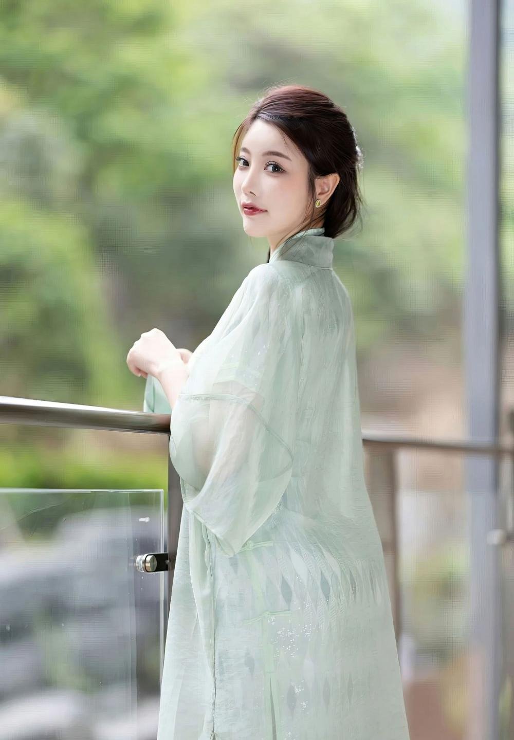 ���ھ�Ʒԭ����վ