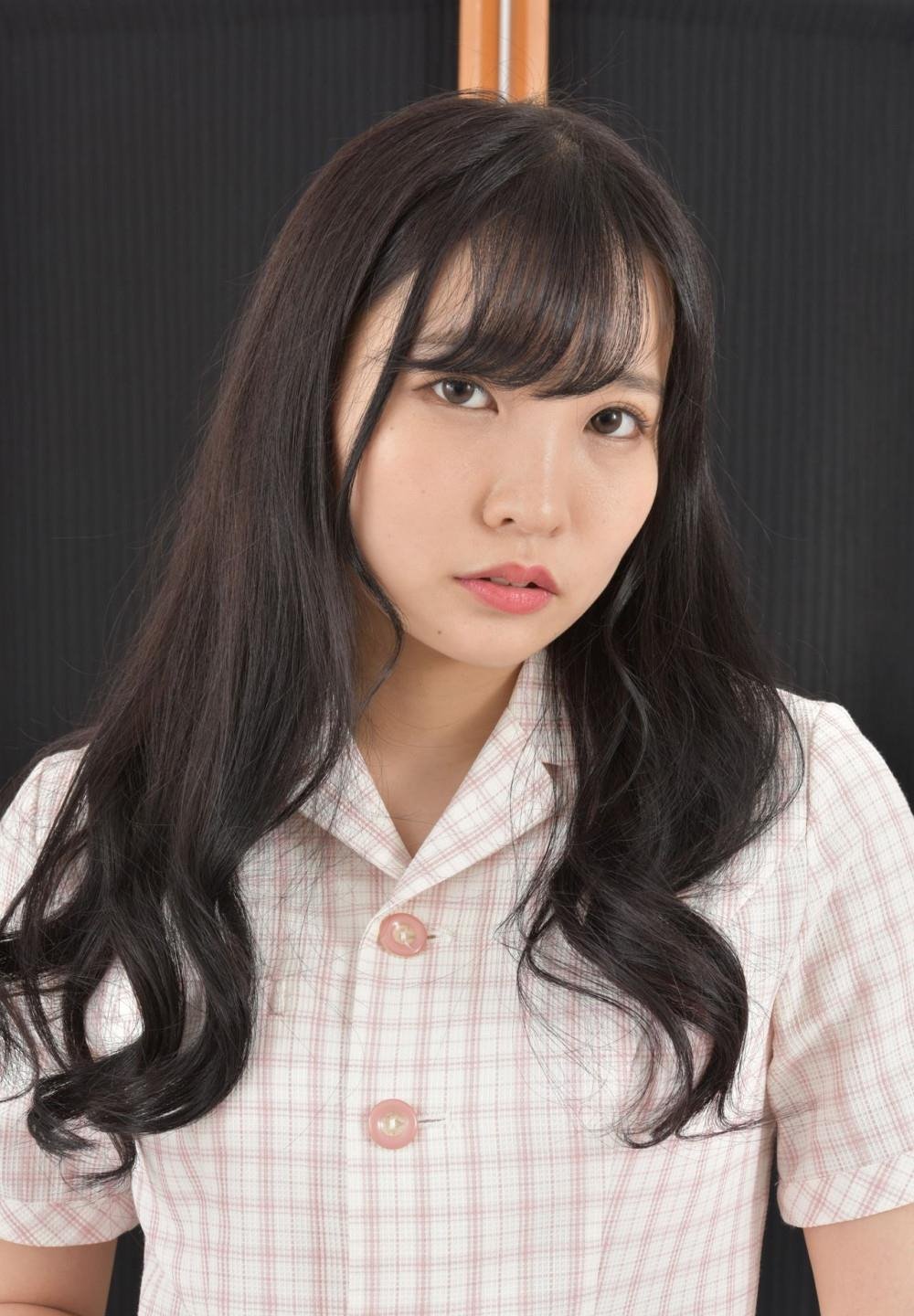 玩csgo的妹子