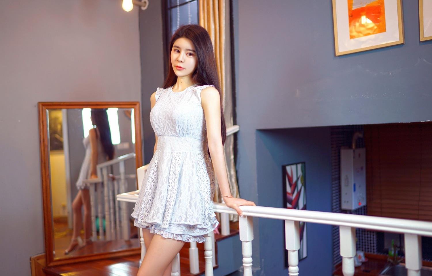 �������