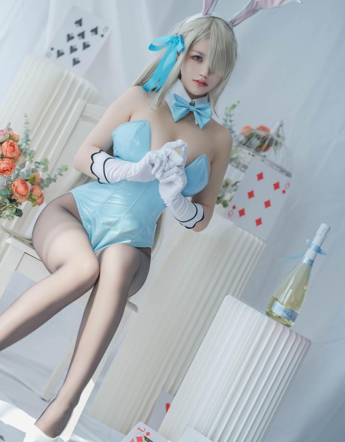 ����Ժ���ߺϼ�1000��