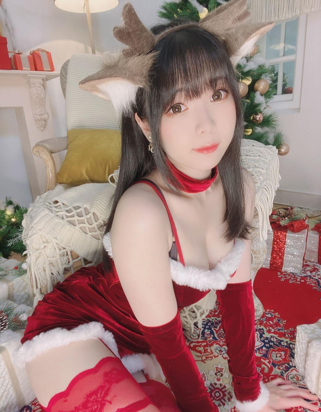 ����Ů���˽���