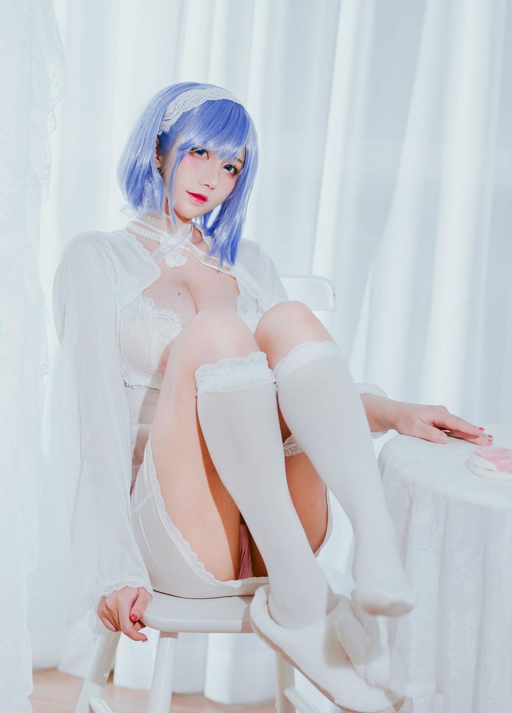 免费看美女隐私全部