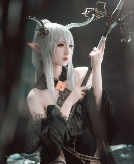 У����У���������׽�