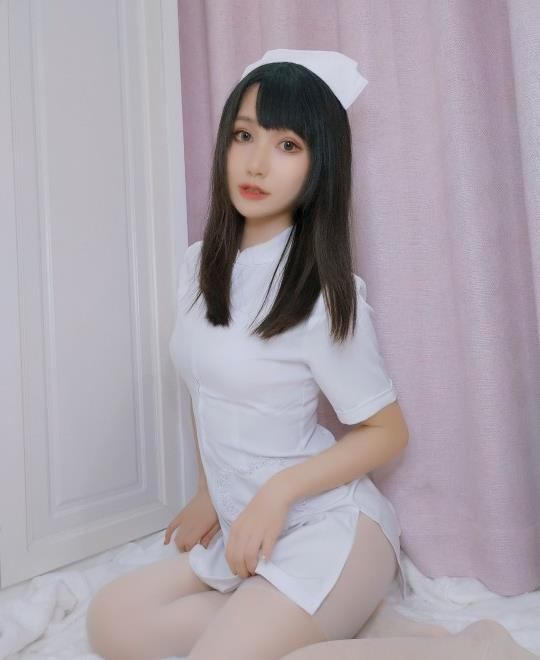 �¶�����Բ��ʦ